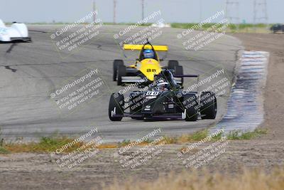 media/Apr-30-2023-CalClub SCCA (Sun) [[28405fd247]]/Group 4/Outside Grapevine/